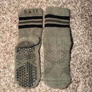 pilates grip socks